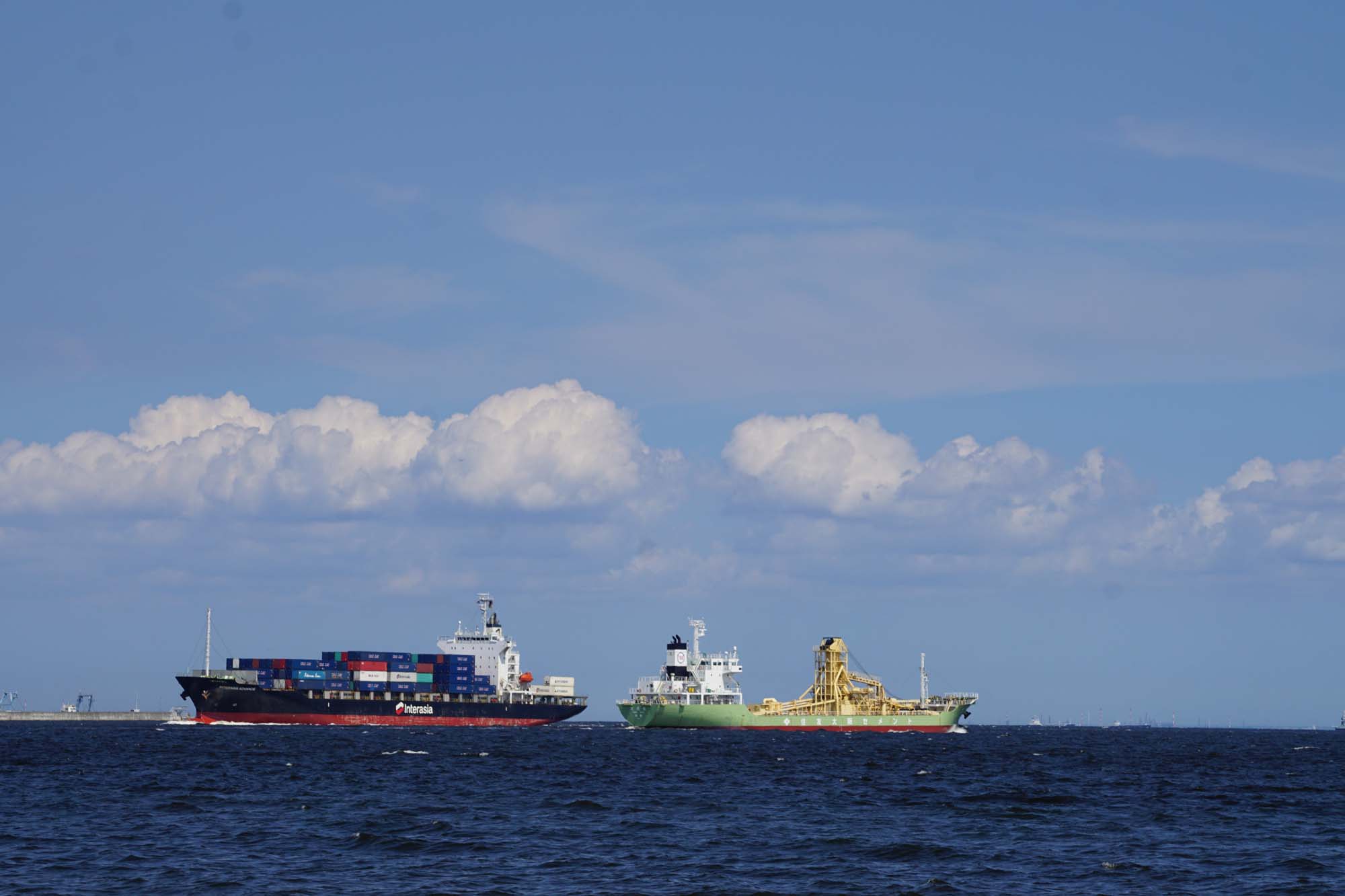 무역선/컨테이너/ 바다  Container ship